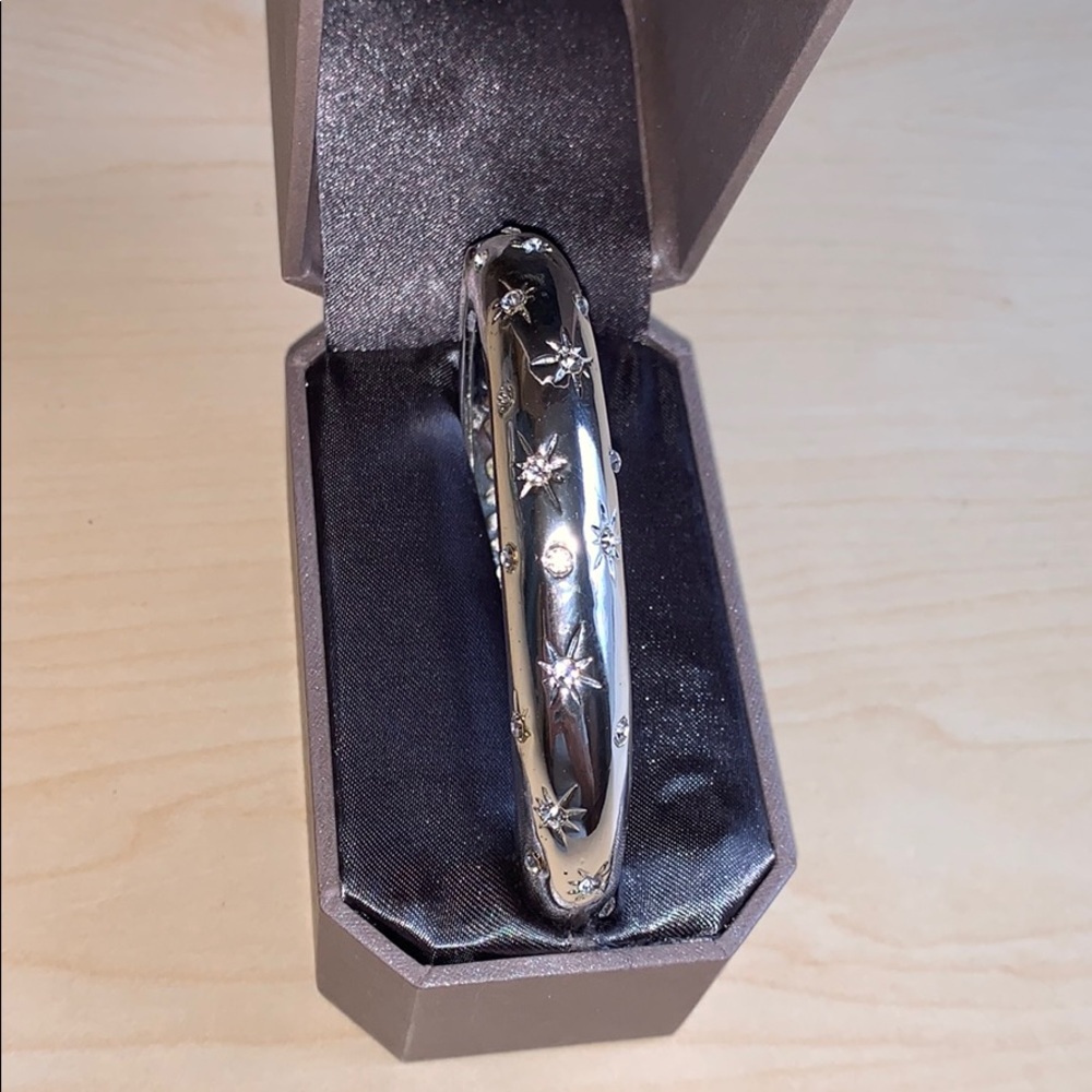Beautiful silver bracelet!